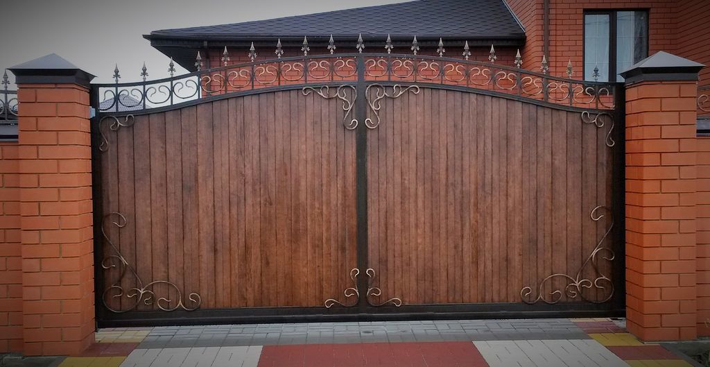 Купить простые ворота для дома: советы по выбору, установке и уходу в Курганинске от 32839 руб | ВоротМастер-Кгн