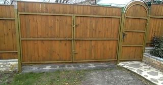 Купить распашные ворота деревянные Курганинск, цена от 2720 руб.